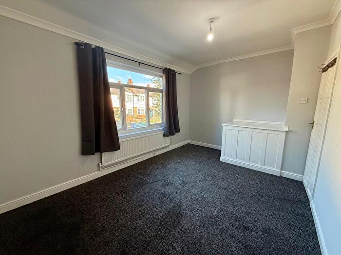 3 Bedroom Terraced House To Rent In Lessingham Avenue, London, SW17