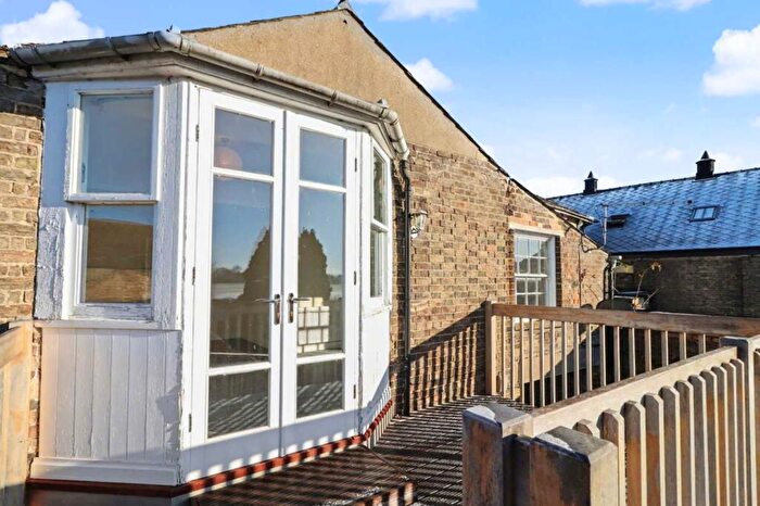 3 Bedroom Maisonette To Rent In The Broadway, St Ives, Cambs, PE27
