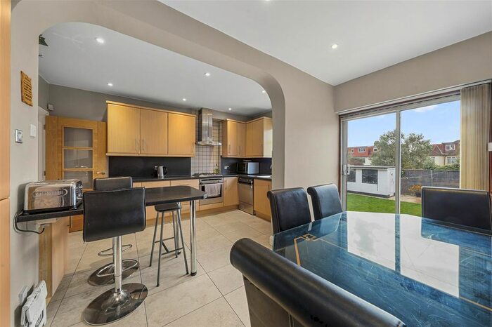 4 Bedroom Semi-Detached House To Rent In Sonia Gardens, NW10