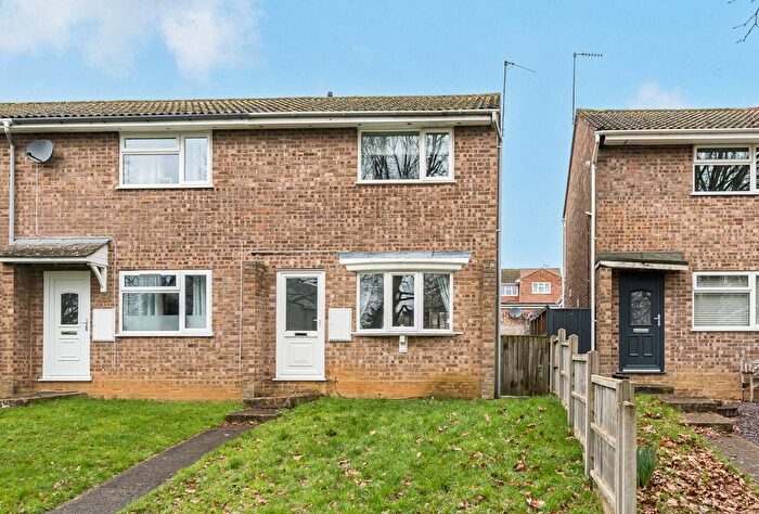 2 Bedroom End Terrace House For Sale In The Bassetts, Stroud, Gloucestershire, GL5