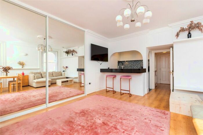 1 Bedroom Flat To Rent In Gray's Inn Road, London, WC1X