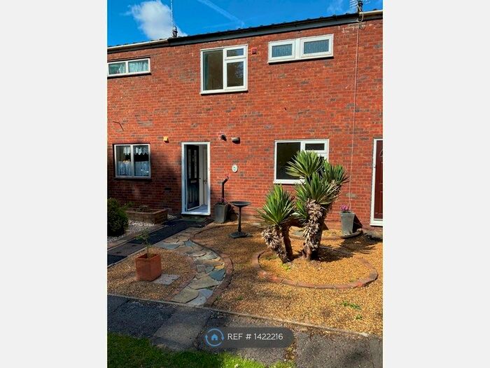 3 Bedroom Terraced House To Rent In St Andrews Close, Isleworth, TW7