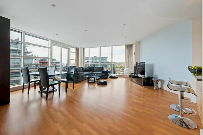 3 Bedroom Flat To Rent In Commodore House, Juniper Drive, Wandsworth, SW18