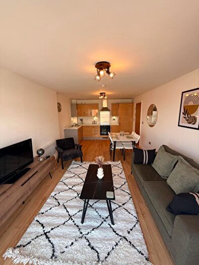 2 Bedroom Flat To Rent In Trawler Road, Maritime Quarter, Swansea, SA1
