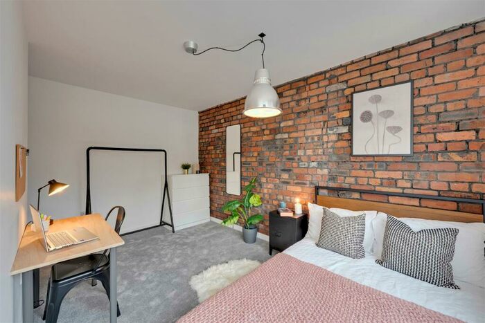 6 Bedroom House To Rent In Glebelands Road, Filton, Bristol, BS34
