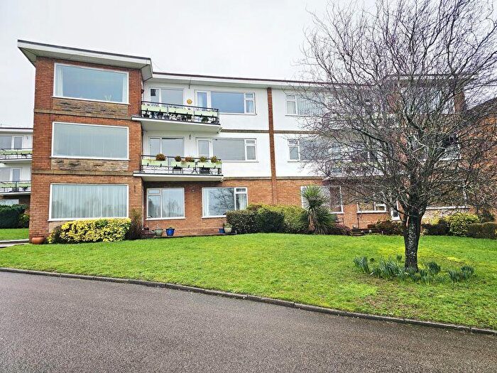 2 Bedroom Apartment For Sale In Brooks Road, Sutton Coldfield, B72