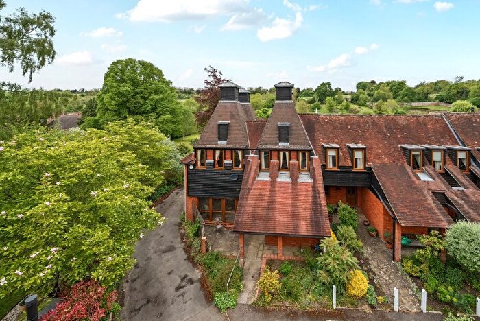 4 Bedroom Semi-Detached House For Sale In The Street, Puttenham, GU3