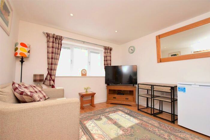 1 Bedroom Bungalow To Rent In Stonehouse Lane, Bath, BA2