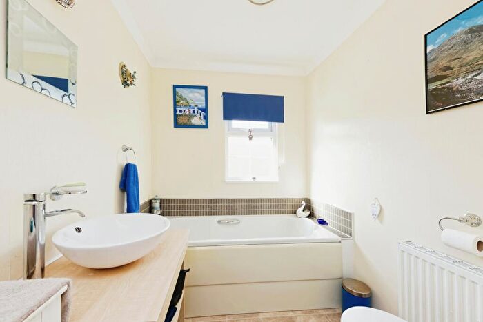 2 Bedroom Detached House For Sale In Dover Road, Canterbury, Kent, CT4