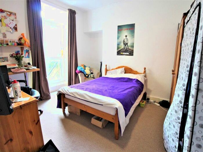 4 Bedroom Property To Rent In Cambrian Street, Aberystwyth, SY23