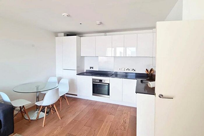 2 Bedroom Flat To Rent In Capitol Way, London, NW9