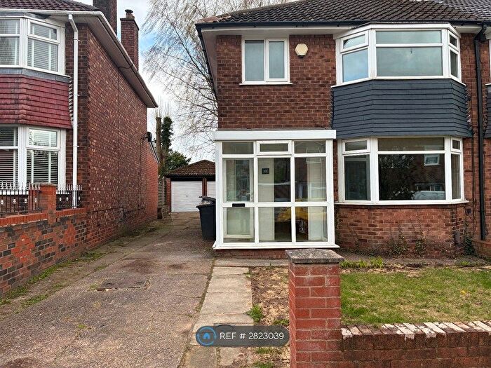 3 Bedroom Semi Detached House To Rent In Hillside Drive, Swinton, M27