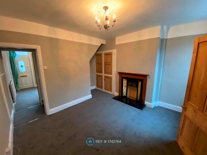 2 Bedroom Terraced House To Rent In Finsbury Street, York, YO23