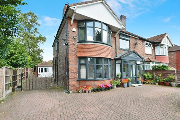 5 Bedroom Semi-Detached House For Sale In Wilbraham Road, Whalley Range, Manchester, M16