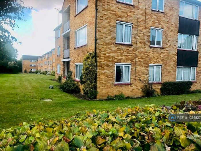 2 Bedroom Flat To Rent In Canberra House, Eastcote, HA4