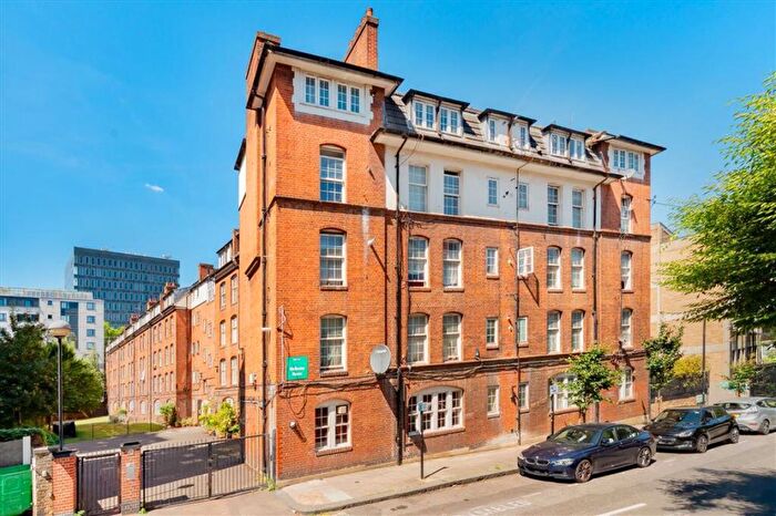 2 Bedroom Flat To Rent In Wellesley House, London, NW1