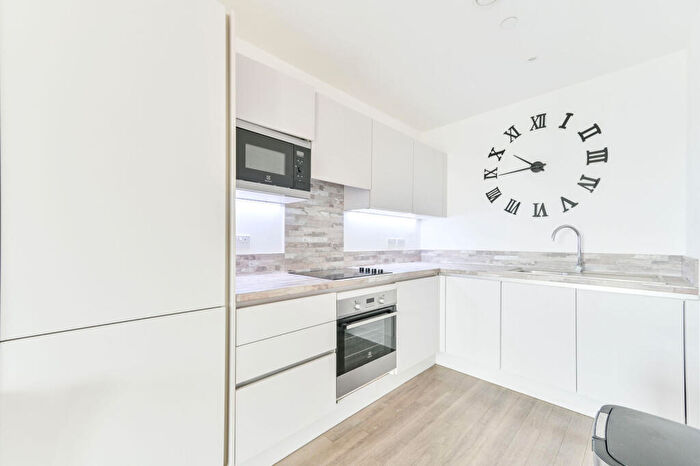 1 Bedroom Flat For Sale In Olympic Way, Wembley Park, Wembley, HA9