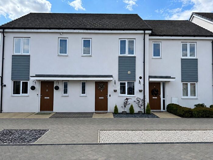 3 Bedroom Property For Sale In Yew Tree Square, Ravenstone, LE67