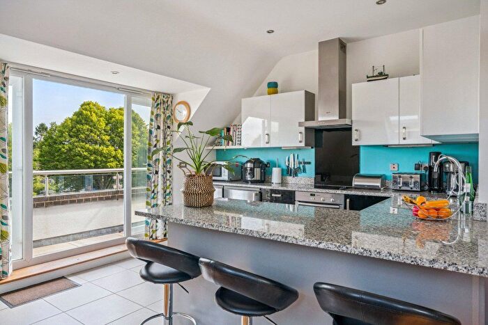 4 Bedroom Flat To Rent In Sunderland Avenue, Oxford, Oxfordshire, OX2
