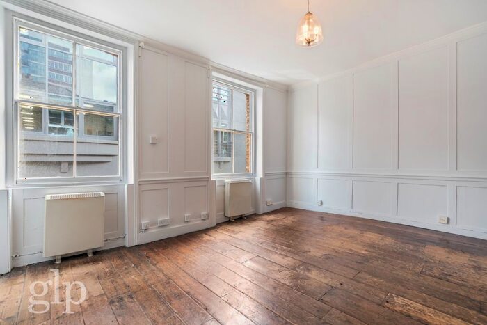 Studio To Rent In Lexington Street, Greater London, W1F