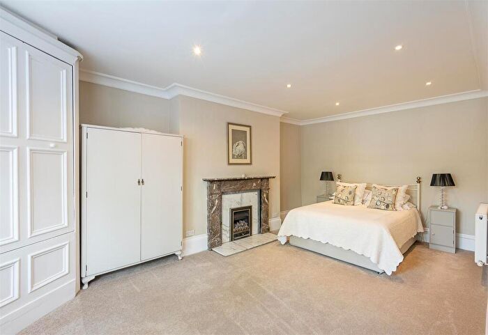 2 Bedroom Flat To Rent In Burdon Terrace, Jesmond, Newcastle Upon Tyne, NE2