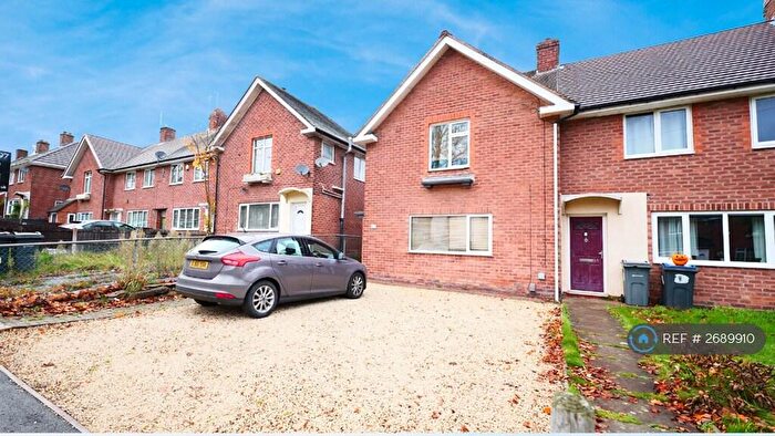 3 Bedroom Semi Detached House To Rent In Swinford Road, Birmingham, B29