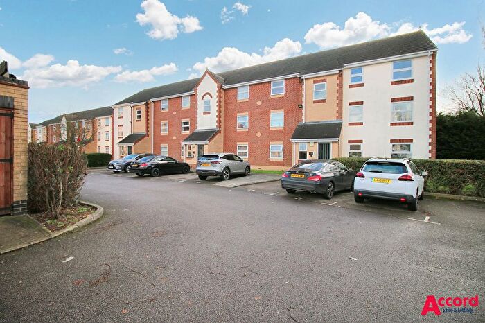 2 Bedroom Flat To Rent In Cross Road, Chadwell Heath, RM6