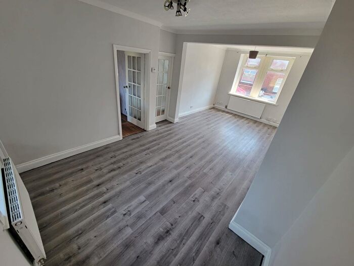 3 Bedroom Terraced House To Rent In Neath, SA11