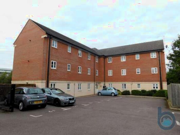 2 Bedroom Flat To Rent In Coleridge Way, Oakham, LE15