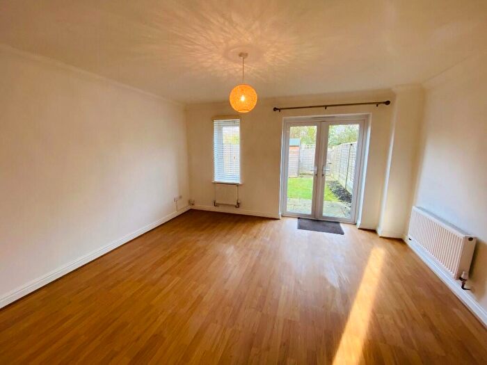 2 Bedroom End Of Terrace House To Rent In Hawksmead, Bicester, Oxfordshire, OX26