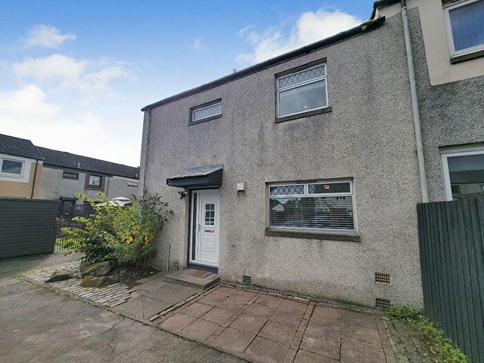 3 Bedroom End Of Terrace House To Rent In Inveraray Avenue, Glenrothes, Fife, KY7