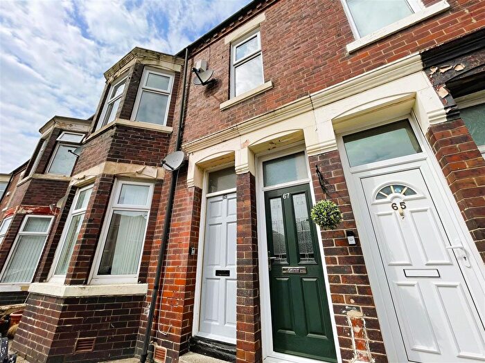 2 Bedroom Flat For Sale In Brownlow Road, South Shields, NE34