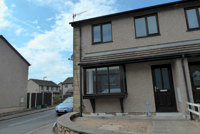 3 Bedroom Semi-Detached House To Rent In Willow Lane, Lancaster, LA1