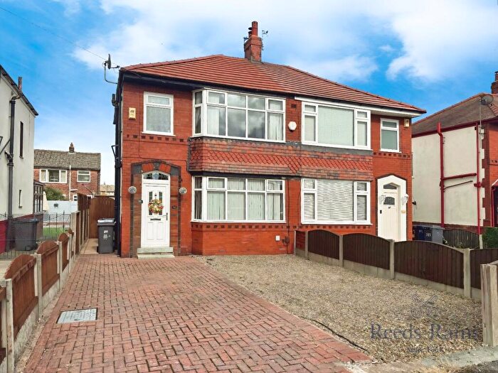 3 Bedroom Semi-Detached House For Sale In Leyland Road, Penwortham, Preston, Lancashire, PR1