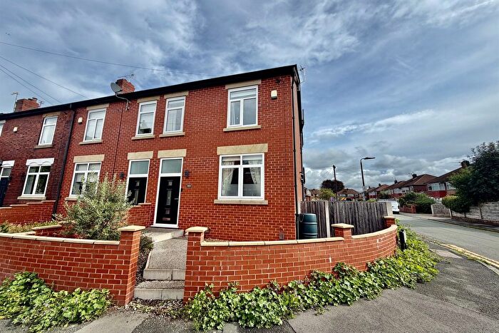 4 Bedroom End Of Terrace House To Rent In Deansgate Lane, Timperley, WA15