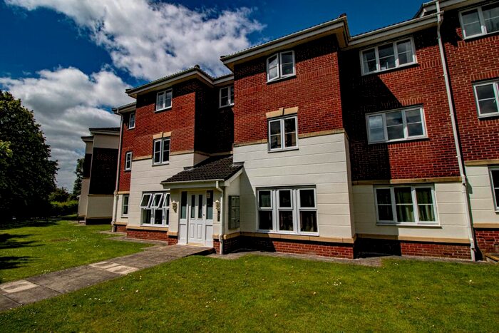 2 Bedroom Flat To Rent In School Lane, Sandbach, CW11