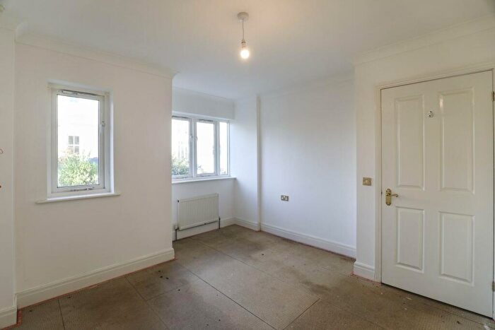 2 Bedroom Semi-Detached House For Sale In Hollins Hall, Killinghall, Harrogate, HG3