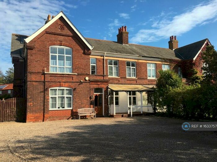 Studio To Rent In Church Road, Gorleston, Great Yarmouth, NR31