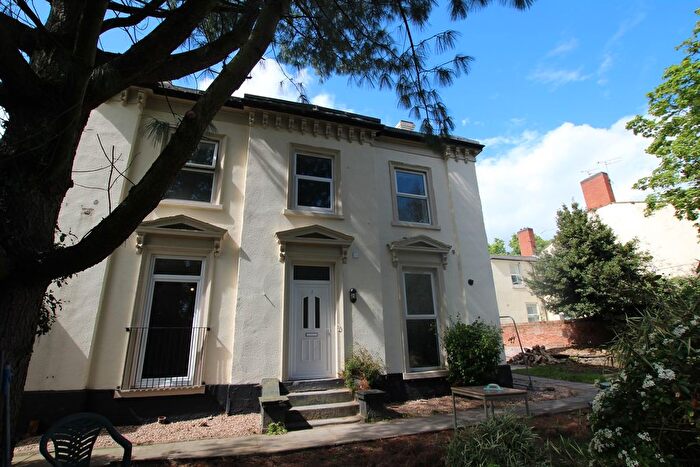 2 Bedroom Flat To Rent In Third Avenue, Nottingham, NG7