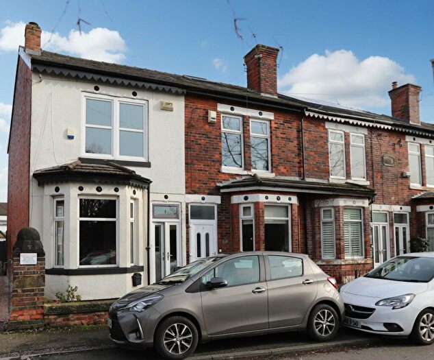 3 Bedroom End Of Terrace House For Sale In Beaufort Street, Prestwich, M25