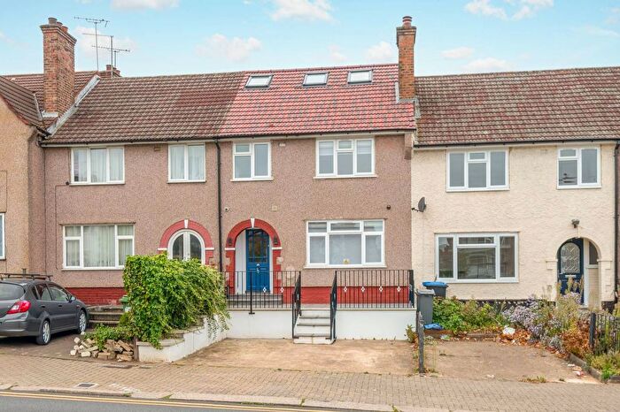 5 Bedroom Terraced House For Sale In Coles Green Road, Neasden, London, NW2