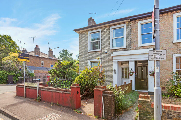 2 Bedroom Flat To Rent In Orchard Road, Kingston Upon Thames, KT1