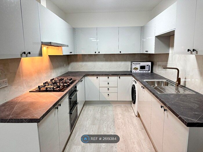 6 Bedroom Terraced House To Rent In Morley Road, London, E15