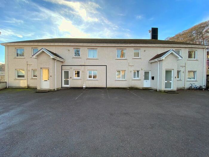 2 Bedroom Flat For Sale In Millburn Square, Inverness, IV2