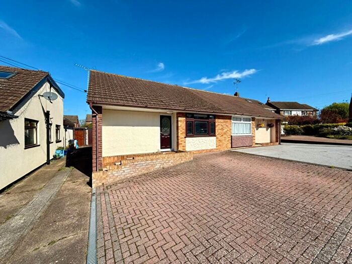 2 Bedroom Semi-Detached Bungalow To Rent In Woodland Close, Hutton, CM13