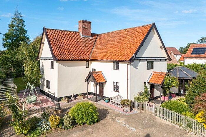5 Bedroom Detached House For Sale In Tanns Lane, North Lopham, IP22