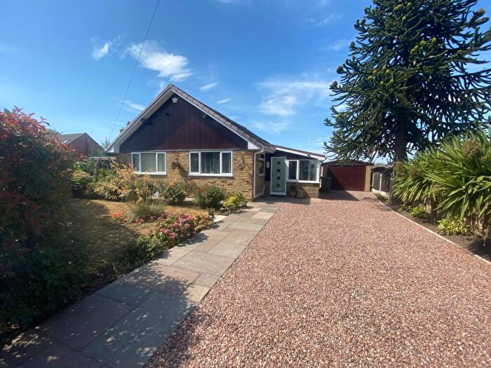 3 Bedroom Detached Bungalow For Sale In Chapel Street, Barnsley, S71
