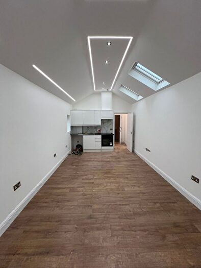 1 Bedroom Flat To Rent In Scarborough Road, London, N4