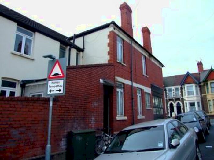 4 Bedroom Terraced House To Rent In Monthermer Road, Roath, Cardiff, CF24