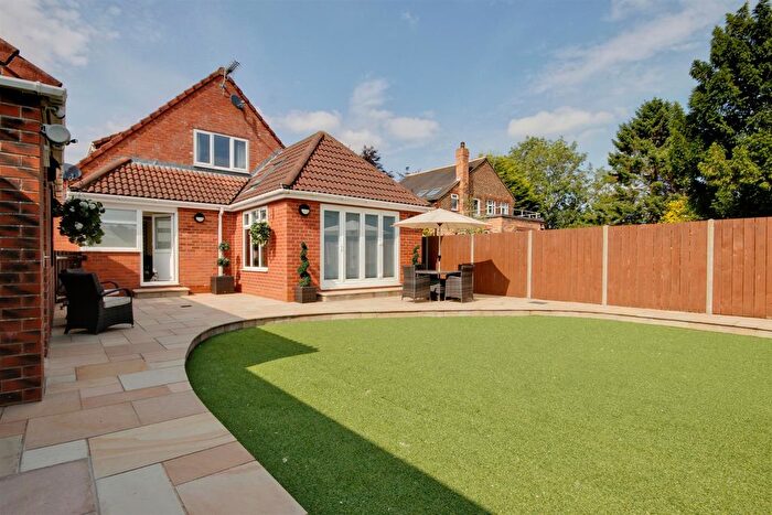 4 Bedroom Detached House For Sale In Ferry Lane, Woodmansey, Beverley, HU17